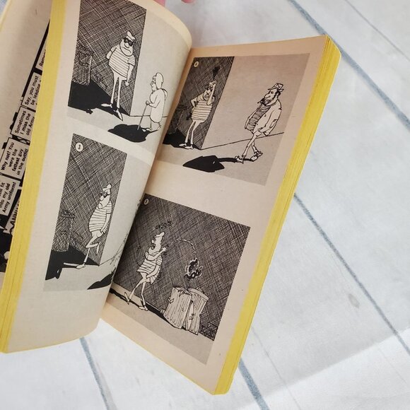 2/$25 Vintage Dr Jekyll & Mr MAD #38 Paperback Book 1975 - Picture 11 of 13